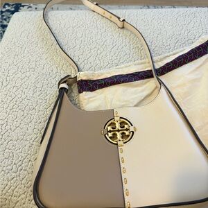 Tory Burch Two-Tone Leather Shoulder Bag in Taupe & Cream with Gold Logo